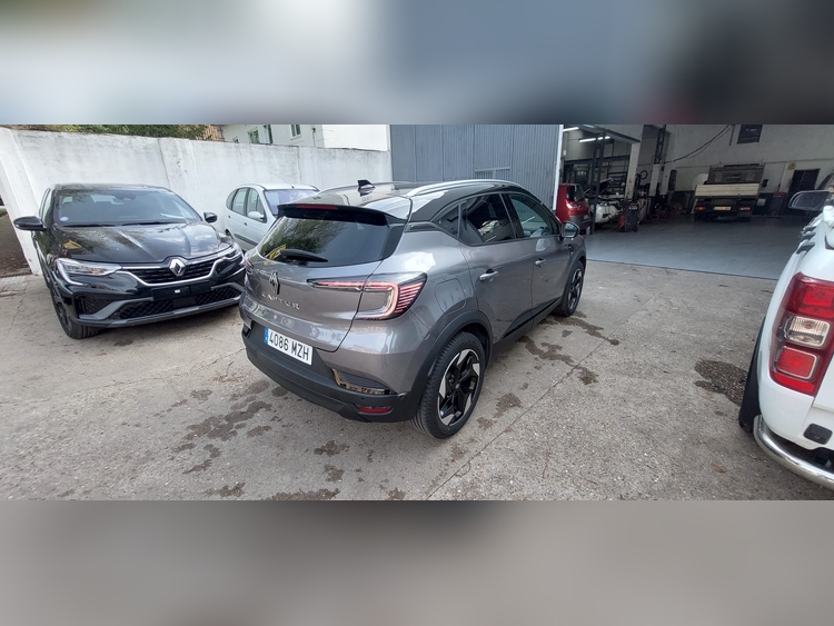 Renault Captur 100CV foto 8